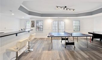 265 Oakhurst Leaf Dr, Alpharetta, GA 30004