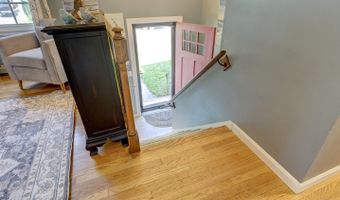 40 Sand Hill Rd, Bristol, CT 06010