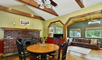 85 Maple St, Bellingham, MA 02019