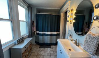 215 N Main St, Batesville, IN 47006