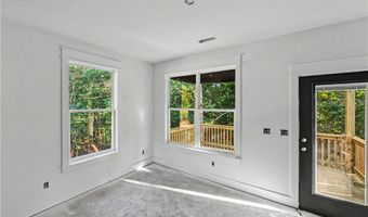 13 Pentland Dr, Bella Vista, AR 72715