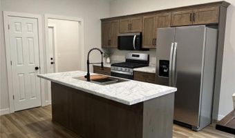 820 Spark Ave, Albert Lea, MN 56007