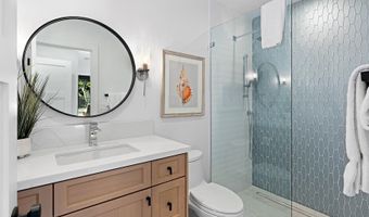 4208 Highland Dr, Carlsbad, CA 92008