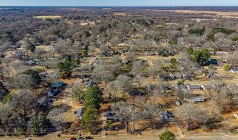 201 College St, Batesville, MS 38606