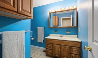 4 THATCHER St, Frankford, DE 19945
