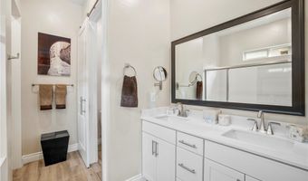 10631 Silver Pond Ave, Las Vegas, NV 89135