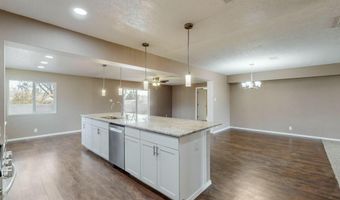 1024 ESPEJO St NE, Albuquerque, NM 87112