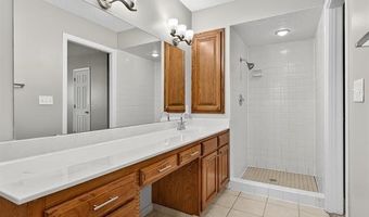 1000 Meadow Dr, Bartlesville, OK 74006