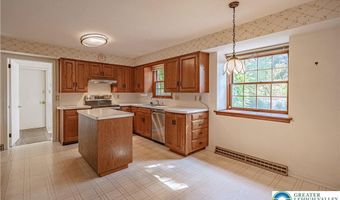 1425 N 39th St, Allentown, PA 18104