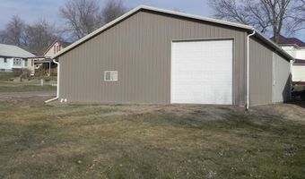 907 Court Ave, Bedford, IA 50833