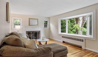 12 Hunt Rd, Bedford, MA 01730