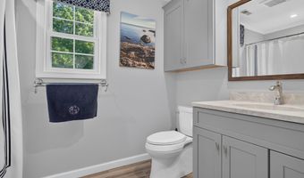 2 Oleander Dr, Clinton, CT 06413