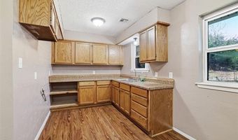 3024 Sulphur Spgs, Bennington, OK 74723