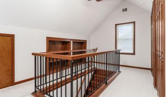 884 S Chesterfield Rd, Columbus, OH 43209