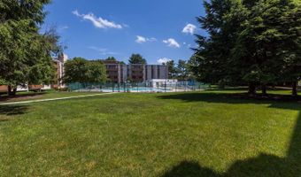 7501 DEMOCRACY Blvd #B-112, Bethesda, MD 20817