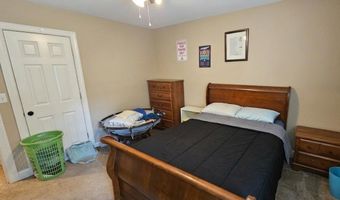 42 Burrage Dr, Angier, NC 27501