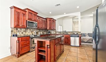 518 N DONAHUE Dr, Auburn, AL 36830