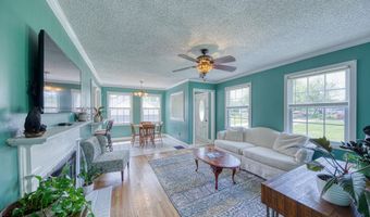 206 Boxwood Ave, Alcoa, TN 37701