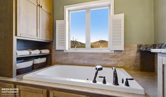 17 Patriot Dr, Cody, WY 82414