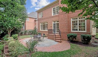 4831 26TH St N, Arlington, VA 22207