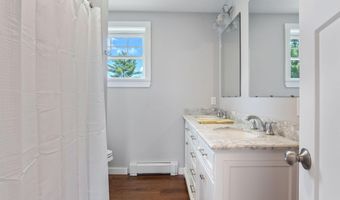 37 Trolly Farm Way, Falmouth, ME 04105
