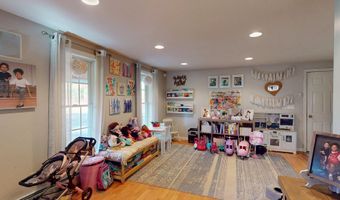 45 Peach Tree Rd, Auburn, NH 03032