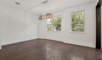 3906 Asbury Ln, Addison, TX 75001