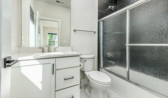 25004 FALLING BROOK Cir, Aldie, VA 20105