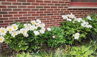 2388 Nixon Rd, Ann Arbor, MI 48105