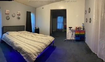 13 Preston Ln, Alum Creek, WV 25003