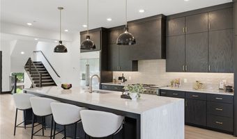 217 NE H St, Bentonville, AR 72712