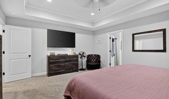 2040 Creekwood Cir, Bauxite, AR 72011