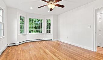 6 Cathedral Ct, Cumberland, RI 02864