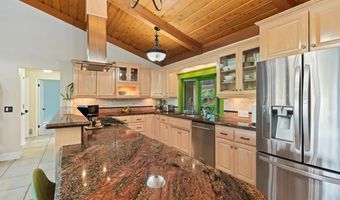9835 Edgelake Dr, La Mesa, CA 91941