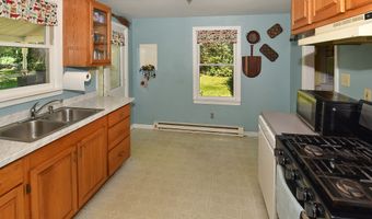 4 Bingham Rd, Canterbury, CT 06331