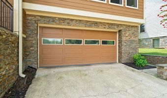 4226 40TH St N, Arlington, VA 22207