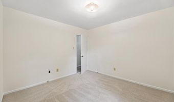 5032 KING DAVID Blvd, Annandale, VA 22003