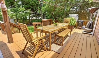 5703 CROMWELL Dr, Bethesda, MD 20816