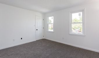 22 Frenier Ave 9, Attleboro, MA 02703