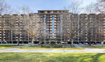 1300 ARMY NAVY Dr 124, Arlington, VA 22202