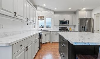 1197 Moorstone Dr NE, Alexandria, MN 56308