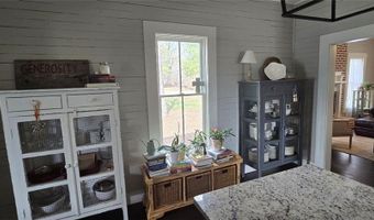 812 Bessie Ln, Ball Ground, GA 30107