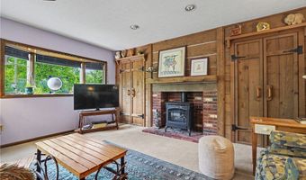 146 Habant Rd, Amherst, OH 44001