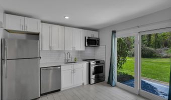 96 East Ave, Atlantic Highlands, NJ 07716