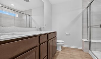 1207 Glenmont St, Algonquin, IL 60102
