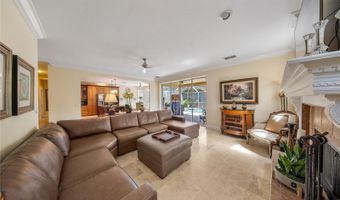 676 OAK HOLLOW Way, Altamonte Springs, FL 32714