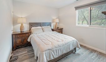 2 Solitude Ct, Alloway, NJ 07462