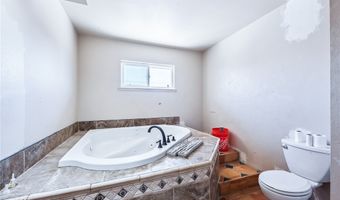 2332 Hummingbird Ln, Bullhead City, AZ 86442