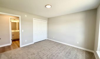 2361 Serenity Ct, Auburn, IN 46706