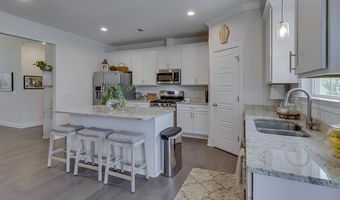 215 Rockpine Dr, Anderson, SC 29621